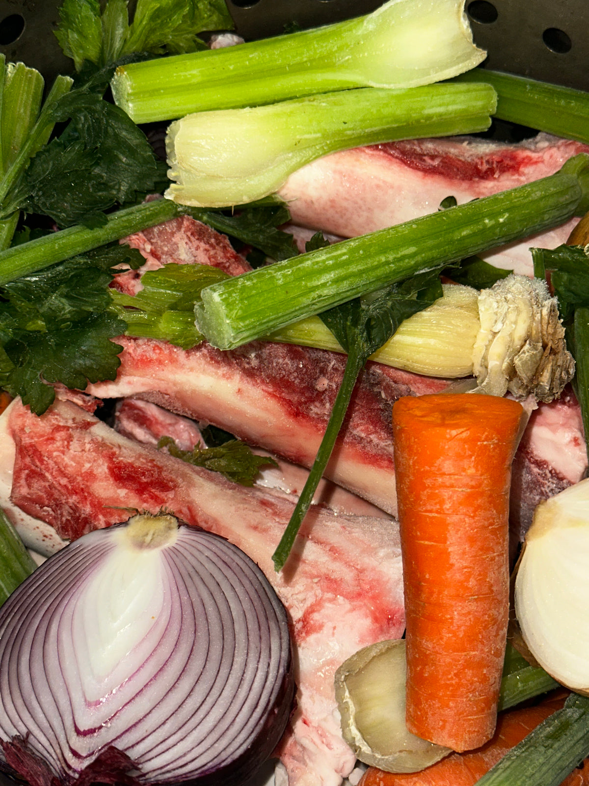 Grass-fed Beef Bone Broth (Frozen)